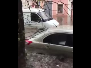 the center of nizhny novgorod after the first may rain